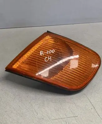 Audi 100 S4 C4 Front indicator light