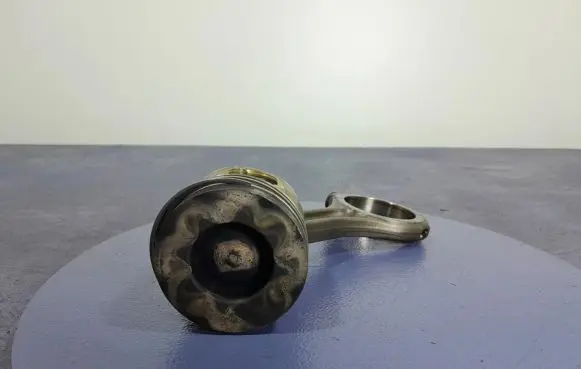 Audi A4 S4 B8 8K Piston 