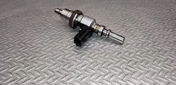 Renault Clio III AdBlue injector H8200769153