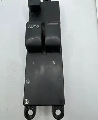Nissan Primera Electric window control switch 25401AV620 0152N1