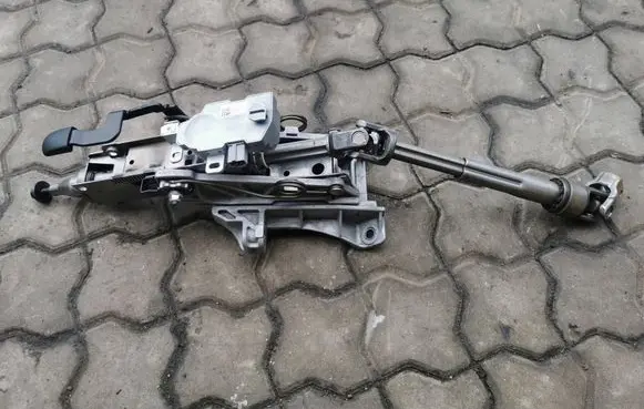 Volvo V40 Steering wheel axle P31340956 T3D293F2C 091013