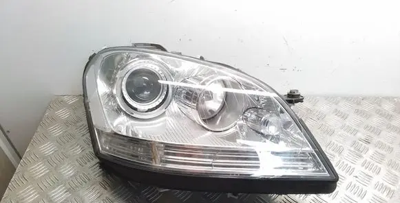 Mercedes-Benz ML W163 Headlight/headlamp 263348