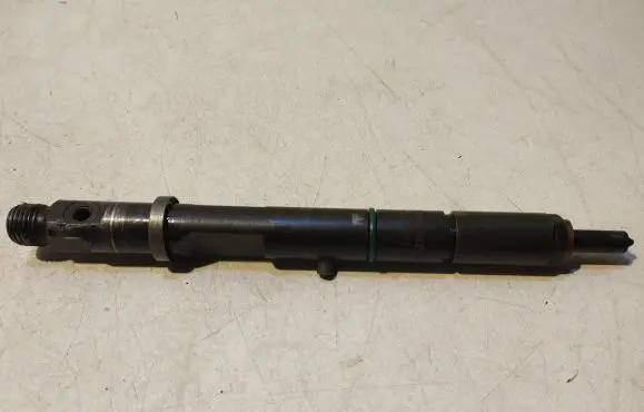 Audi A6 S6 C5 4B Fuel injector 059130201E 0432133836