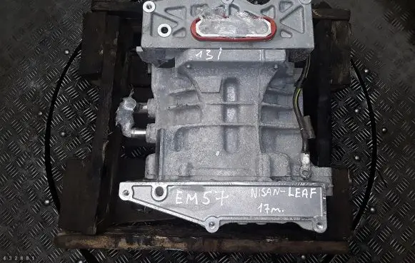 Nissan Leaf I (ZE0) Engine Em57