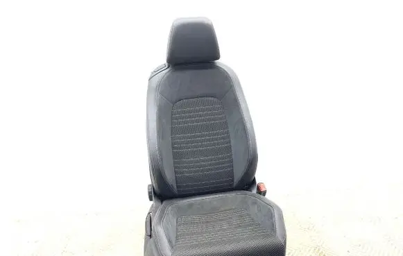 Volkswagen Scirocco Front passenger seat 