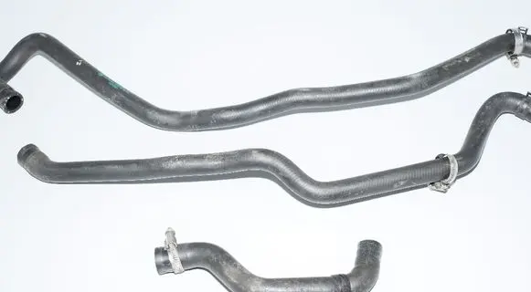 BMW X6 F16 Engine coolant pipe/hose 9356079