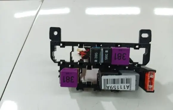 Audi A6 S6 C6 4F Fuse box set 4F0937503