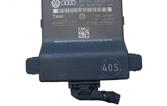 Skoda Octavia Mk2 (1Z) Gateway control module 1K0907530AA 403948 1K0907951