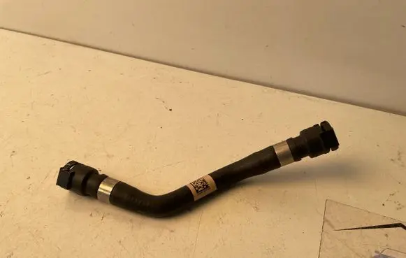 BMW 5 G30 G31 Engine coolant pipe/hose 8573221