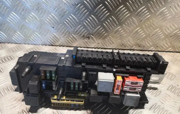 Mercedes-Benz GLK (X204) Fuse box set 2049004103 A2049004103