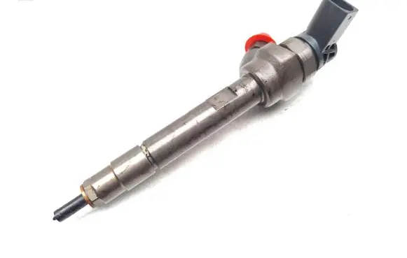 BMW 5 F10 F11 Fuel injector 7810702 0445110382