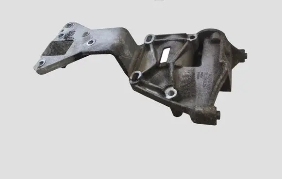 Volvo V40 Generator/alternator bracket 31316826
