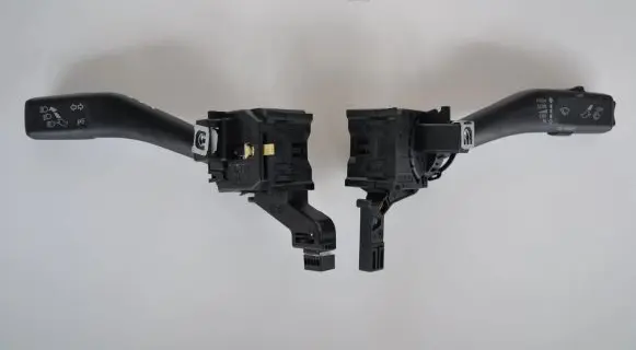 Skoda Superb B6 (3T) Indicator stalk
