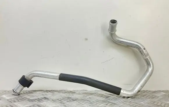 Volkswagen Touareg II Engine coolant pipe/hose 7P0819858B