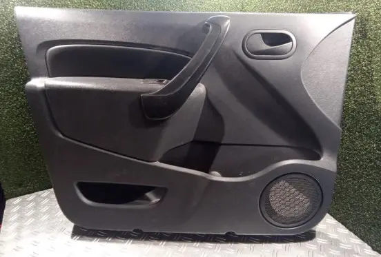 Mercedes-Benz Citan W415 Front door card panel trim 809000714R 8200618589 809014998R