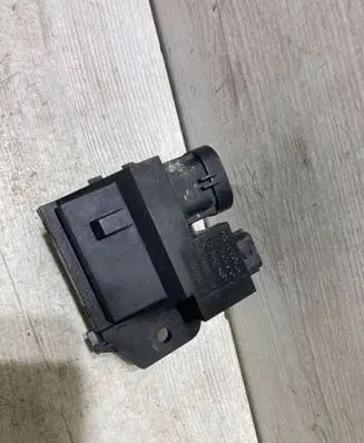 Nissan Micra K14 Heater blower motor/fan resistor 255507773R