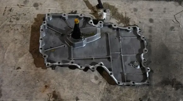 BMW 7 G11 G12 Oil sump 8643445555525