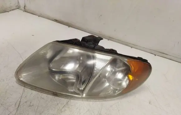 Chrysler Voyager Headlight/headlamp 206022B