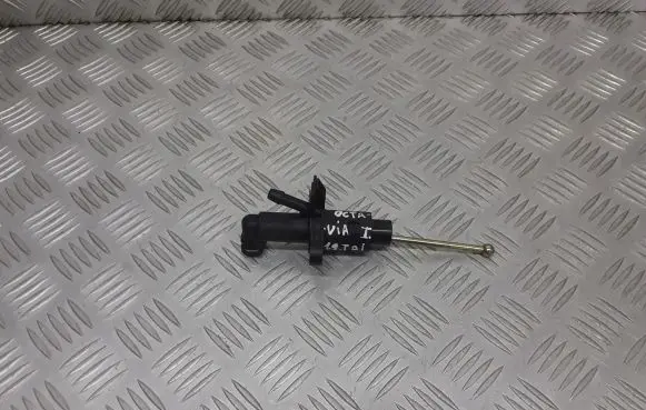 Skoda Octavia Mk1 (1U) Clutch slave cylinder 1J1721388E