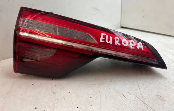 Audi A4 S4 B9 8W Tailgate rear/tail lights 8W9945075AA