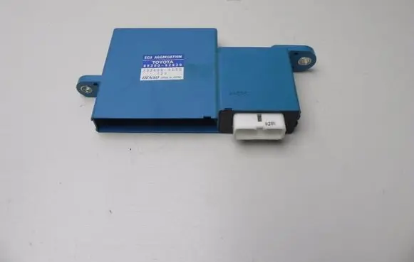 Toyota RAV 4 (XA30) Other control units/modules 8930052030 G1574