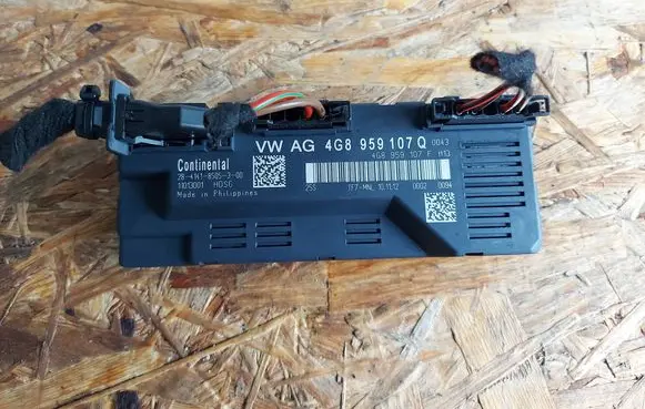 Audi A7 S7 4G Tailgate/trunk control unit/module 4G8959107Q 4G8959107F