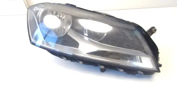 Volkswagen PASSAT B7 Headlight/headlamp 3AC941006
