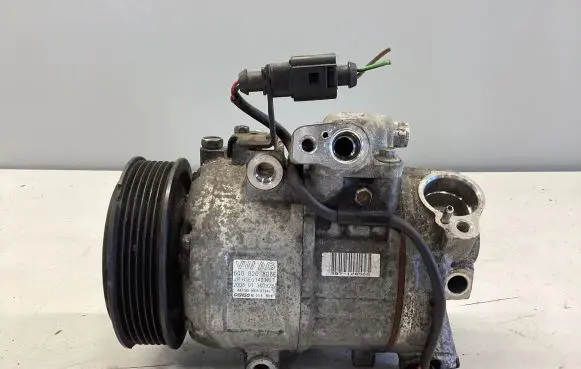 Volkswagen Polo IV 9N3 Air conditioning (A/C) compressor (pump) 6Q0820808E