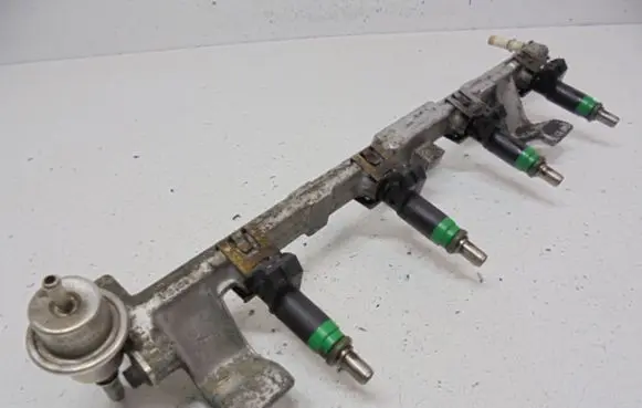 Ford Fiesta Fuel injector 98MF-BB