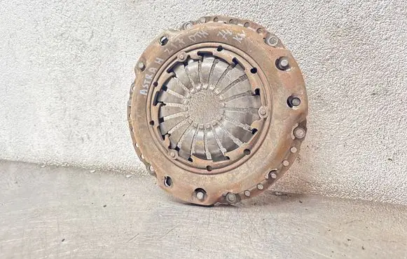 Opel Astra H Pressure plate 