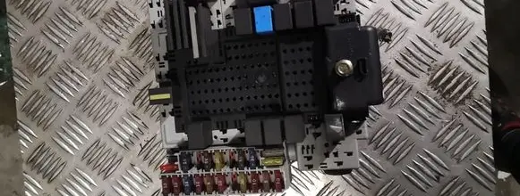 Volvo XC90 Fuse module 0861575