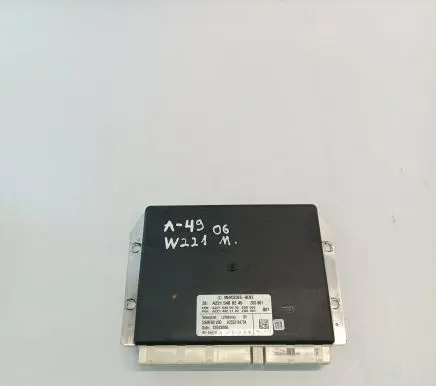 Mercedes-Benz S W221 Air suspension control unit module (rear) A2215408245 A2215450032