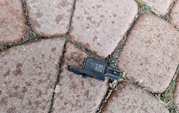 Opel Crossland X Airbag deployment crash/impact sensor 22886642