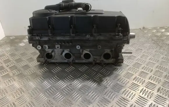 Volkswagen PASSAT B6 Engine head 03G103373A