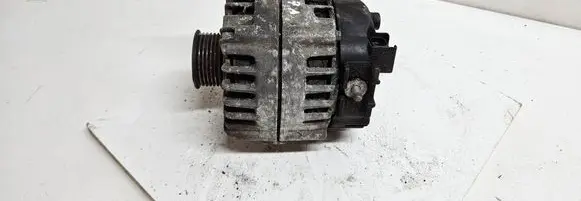 BMW 3 E90 E91 Generator/alternator FG18S019 7802261