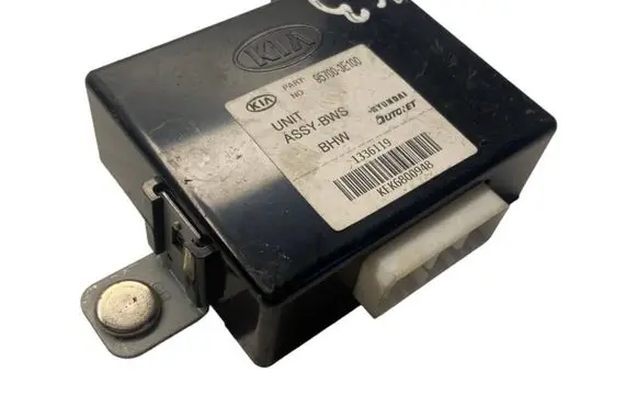 KIA Sorento Parking PDC control unit/module 957003E100 1336119 6800948
