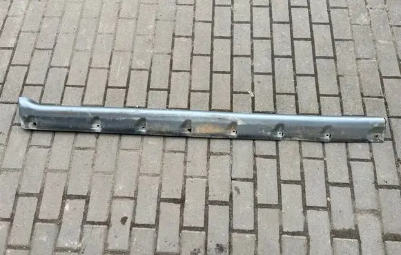 Mitsubishi Pajero Sill 