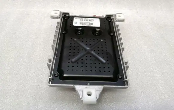Maserati Quattroporte Sound amplifier 235141