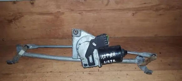 Opel Astra F Front wiper linkage and motor