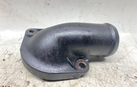 Audi A6 S6 C4 4A Engine coolant pipe/hose 074121121