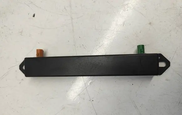Dodge RAM Antenna control unit P68306857AA 00534042660 91017A