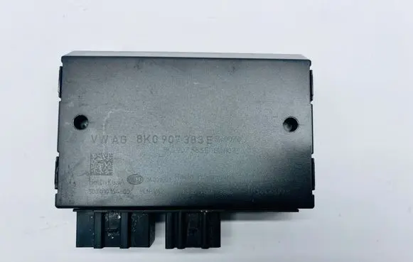 Audi A5 8T 8F Tow bar trailer control unit/module 8K0907383E