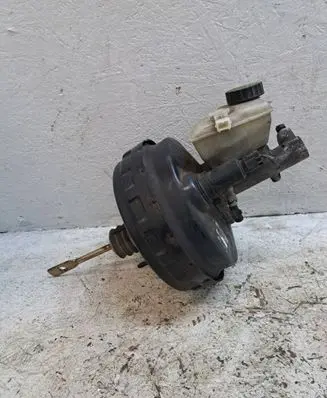 Volvo V70 Brake booster 8646006