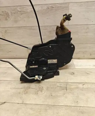 Mazda 3 II Rear door lock 3N6AA26412CP