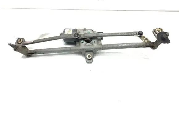 Front wiper linkage and motor