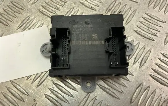 Land Rover Discovery 5 Door control unit/module HPLA14D619BD