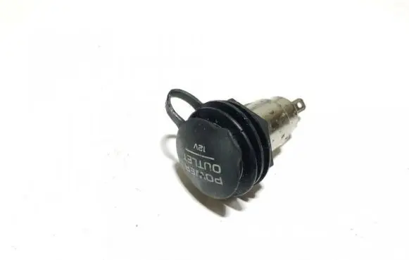 Volkswagen PASSAT B5.5 Cigarette lighter 