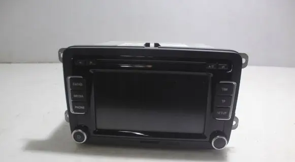 Volkswagen PASSAT B7 USA Radio/GPS head unit trim 