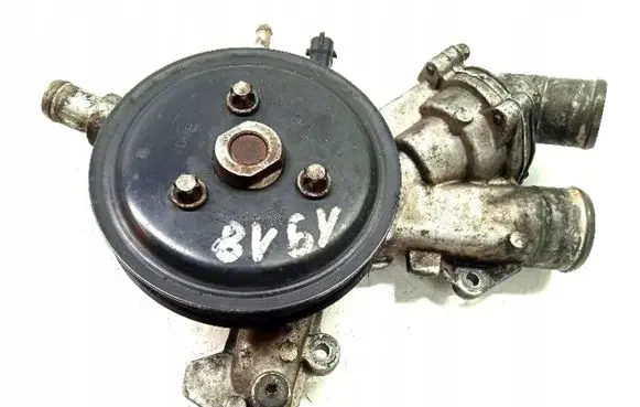 Opel Corsa C Water pump VKPC85310 2500056