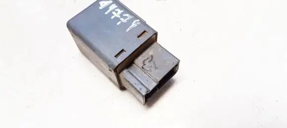 Nissan Almera Tino Other relay 2433009900